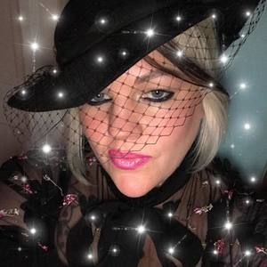 Meet your Posher, Mandy